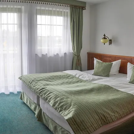 Showhotel Seerose Wolfshain